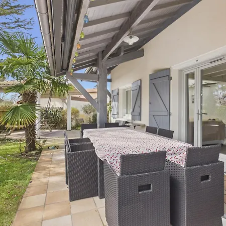 Jolie Maison Familiale Avec Jardin Pour 6 Vakantiehuis *