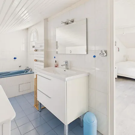 Jolie Maison Familiale Avec Jardin Pour 6 Tatil Evi